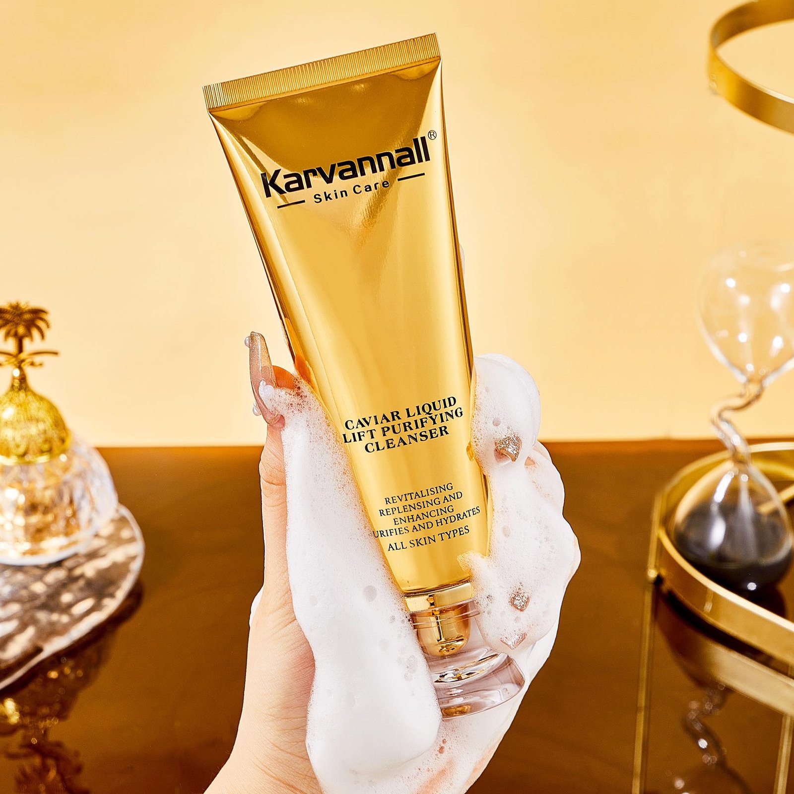 CAVIAR LIQUID LIFT PURIFYING CLEANSER - Image 4